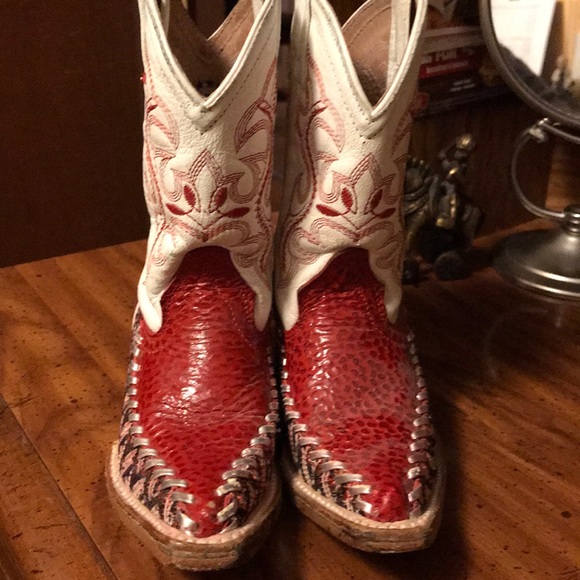 boots for kids ( toddler) - Picture 2 of 8